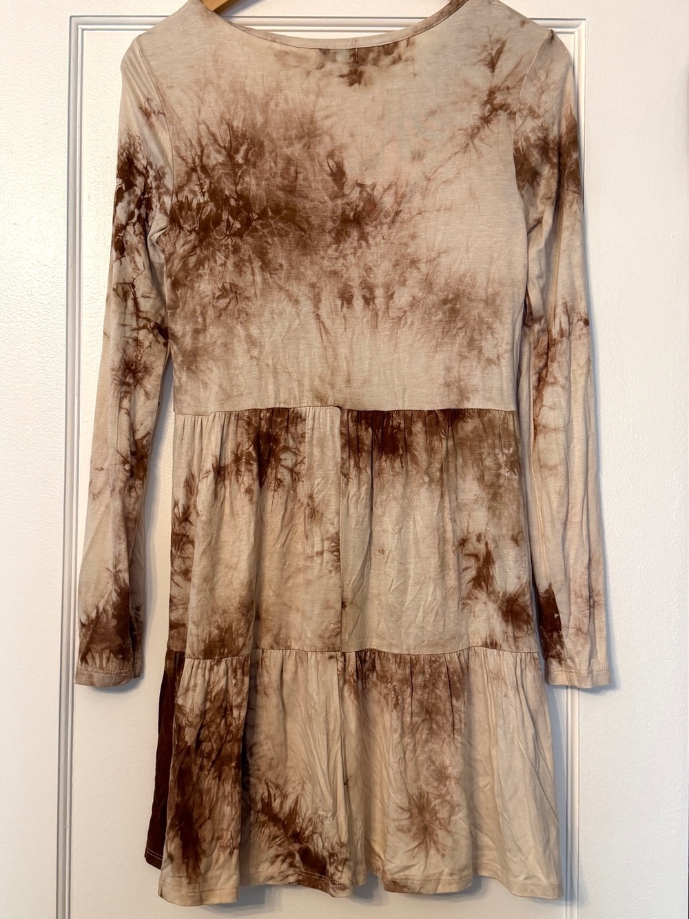 love, Fire | Brown Tie-Dye Long Sleeve Tiered Dress